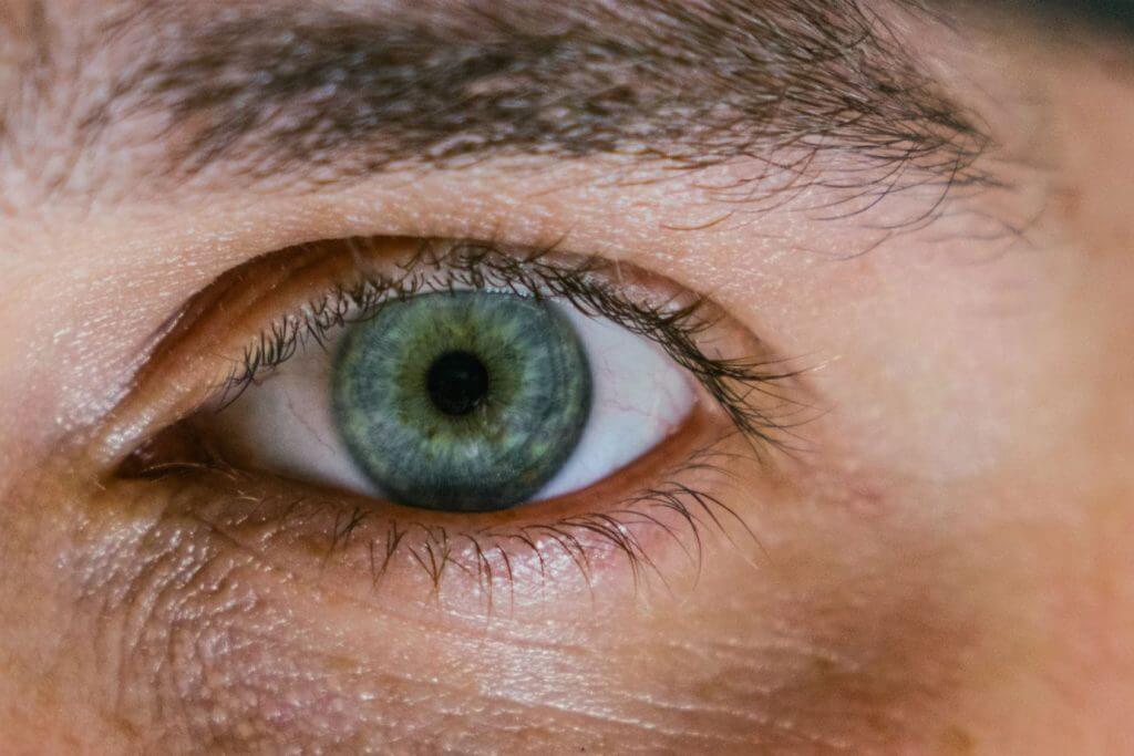 Stop Staring at the Red Flag in Your Date's Eye