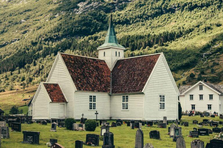 3rd Sunday of Lent VIDEO: What Happens When A Monk Dies?