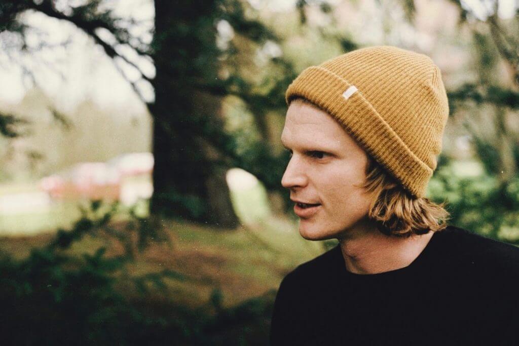 5+ Things Your Date Won't Tell You