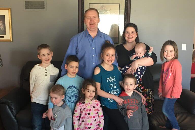 I Married The Weird Internet Girl and Now We Have 8 Cute Kids