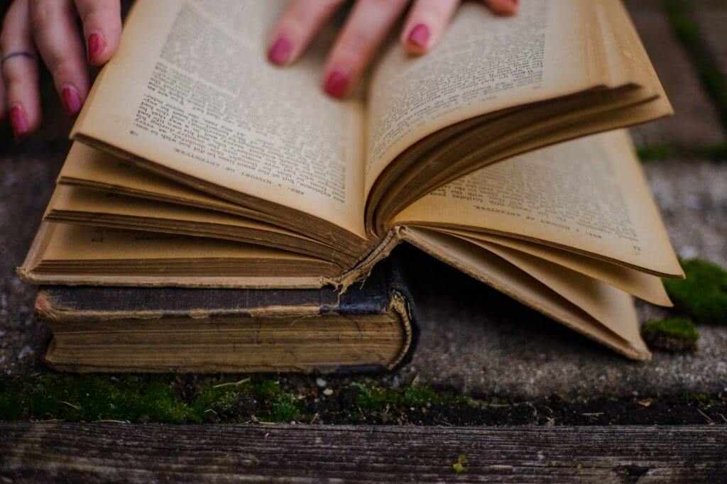 Powerful Lenten Reads for Women