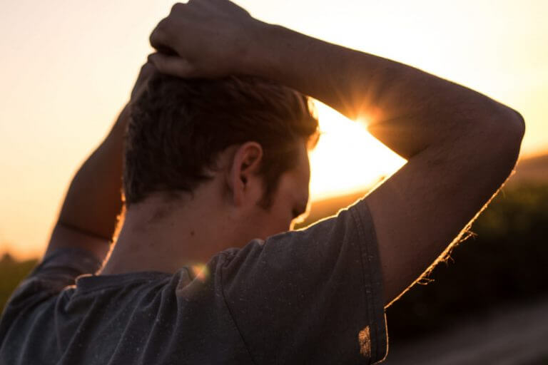 How to Navigate Dating with Mental Health Concerns