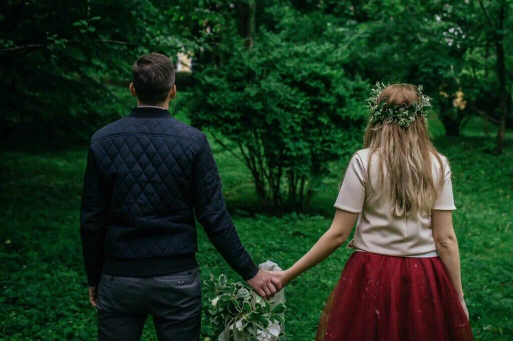 The Ten Commandments of Catholic Dating