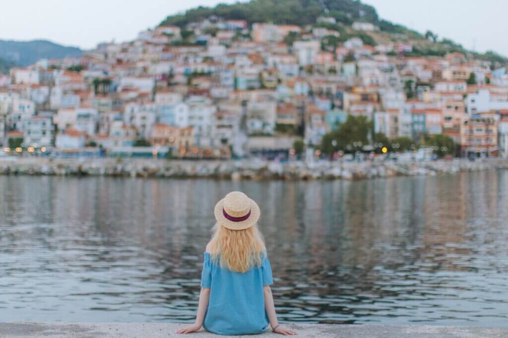 10 Things Every Single Catholic Woman Should Do Before Getting Married