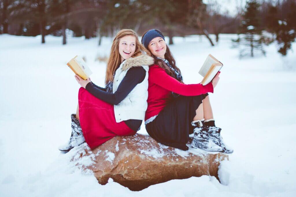 6 Things Every Single Person Should Do This Holiday Season