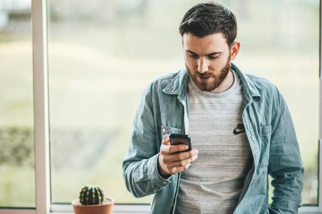 Are You Too Busy? Here's How That Can Hurt Your Dating Life