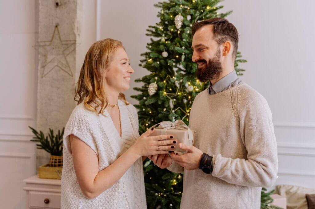 Why the Holiday Season Is the Perfect Time to Act On Your Feelings