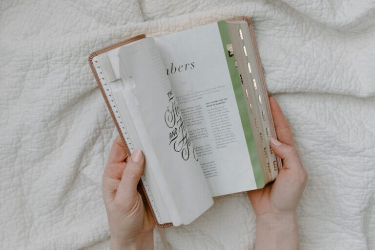 Why You Should Let God Lead Your Love Life