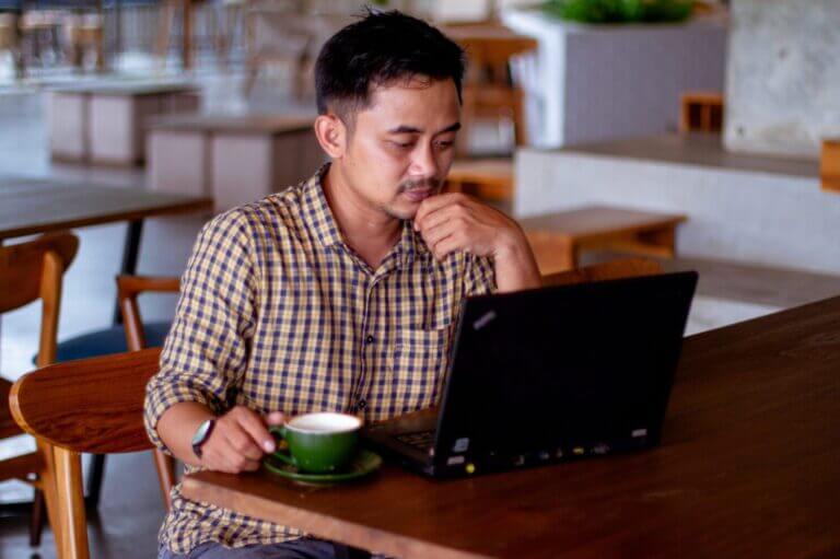 So You Don't Like Her Profile Picture: A Reflection on the Role of Beauty in Online Dating