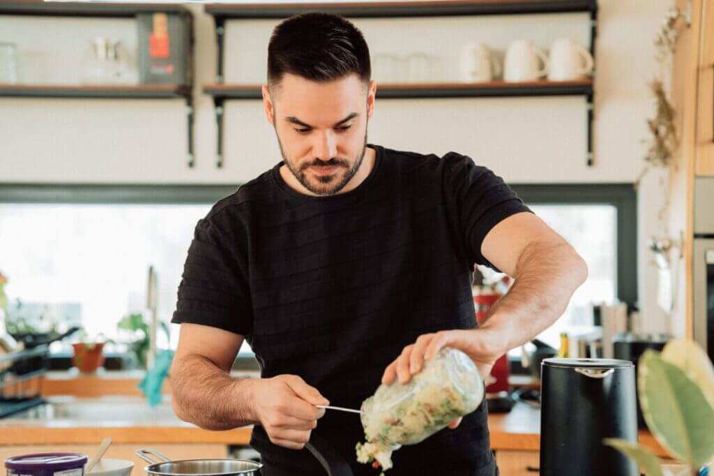 Guys, It's Time to Drop the Unhealthy Bachelor Lifestyle!