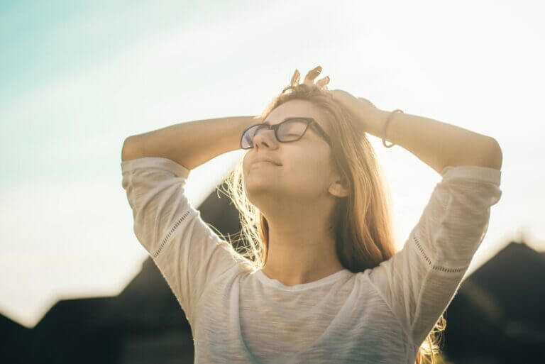 Here's How to Ease Your Dating Anxiety