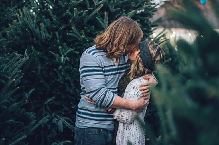 Splitting Family Holidays As A Dating Couple: Should You Or Shouldn't You?