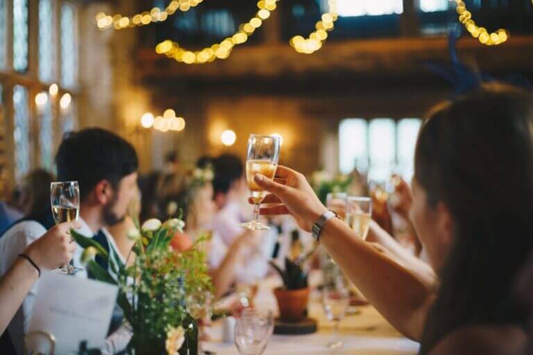 The Single Person's Guide to Surviving Wedding Season