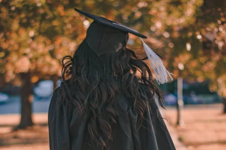 What You Need to Know About Dating During Your College Years