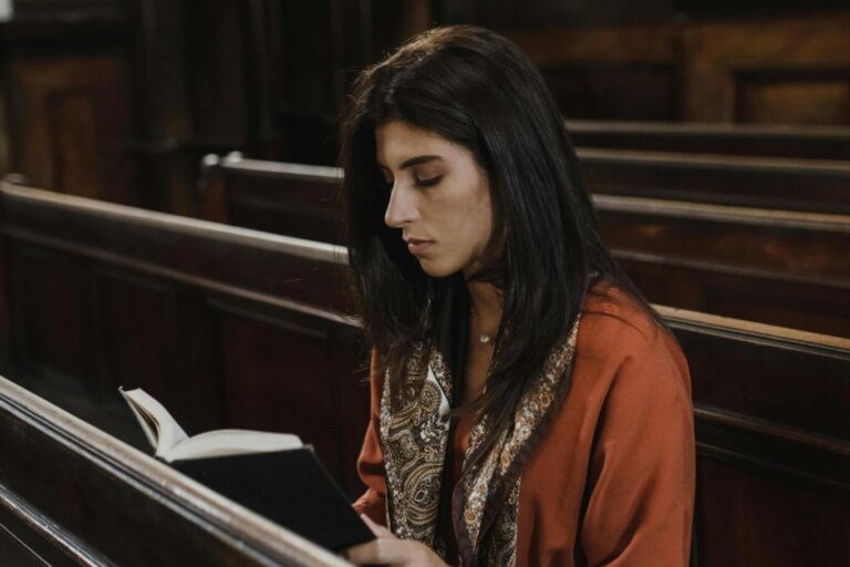 How To Focus on Faith and Personal Growth During Lent As a Single Catholic