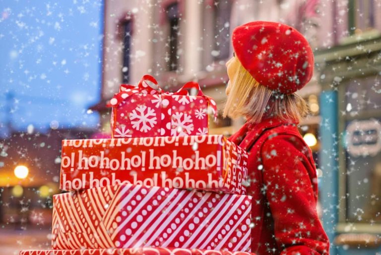 Five Christmas Ideas That WON'T Make You Lonely!