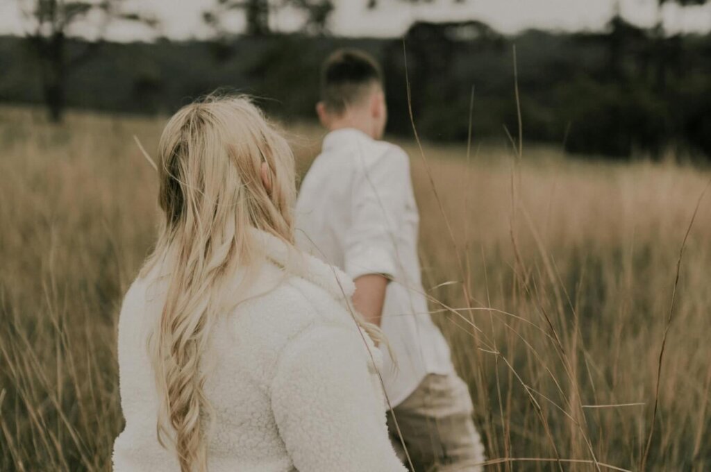 10 Ways Women Accidentally Drive Men Away