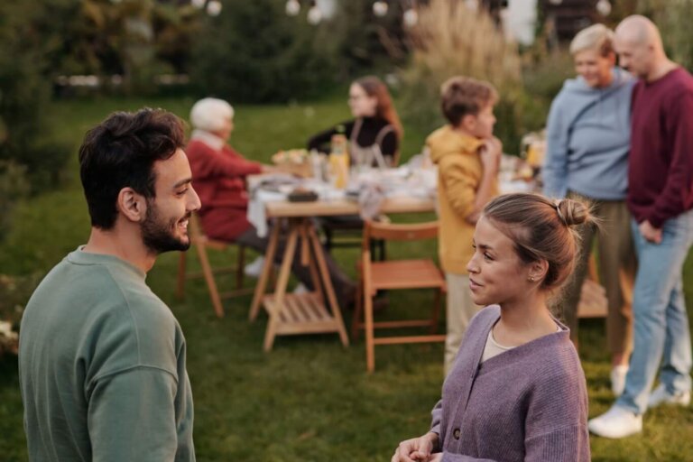 Struggling to Get Along With Your Boyfriend's Family? Here's How to Fix That.